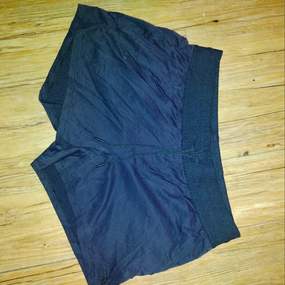 The North face shorts